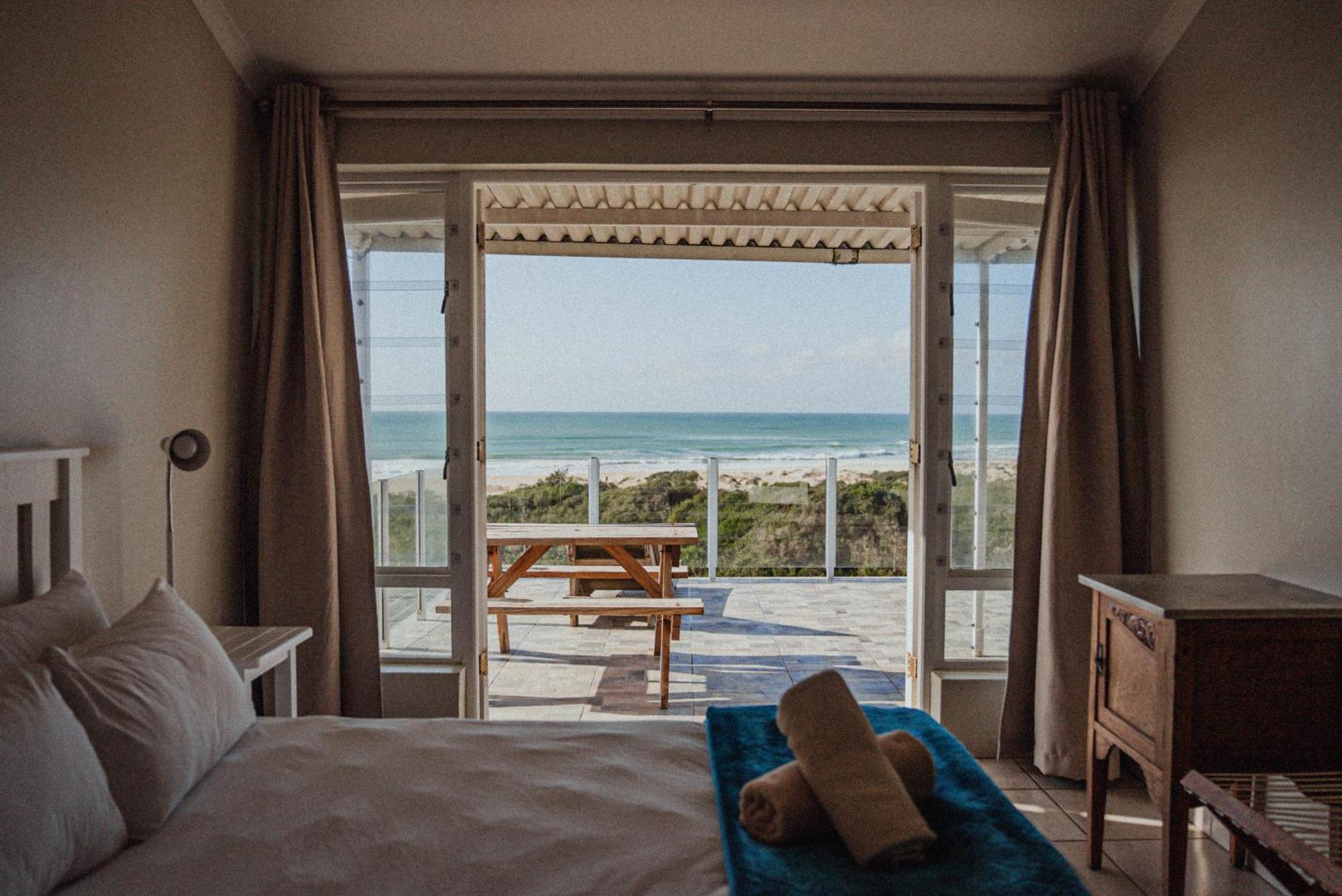 Island Vibe Jeffreys Bay Hostel Exterior photo