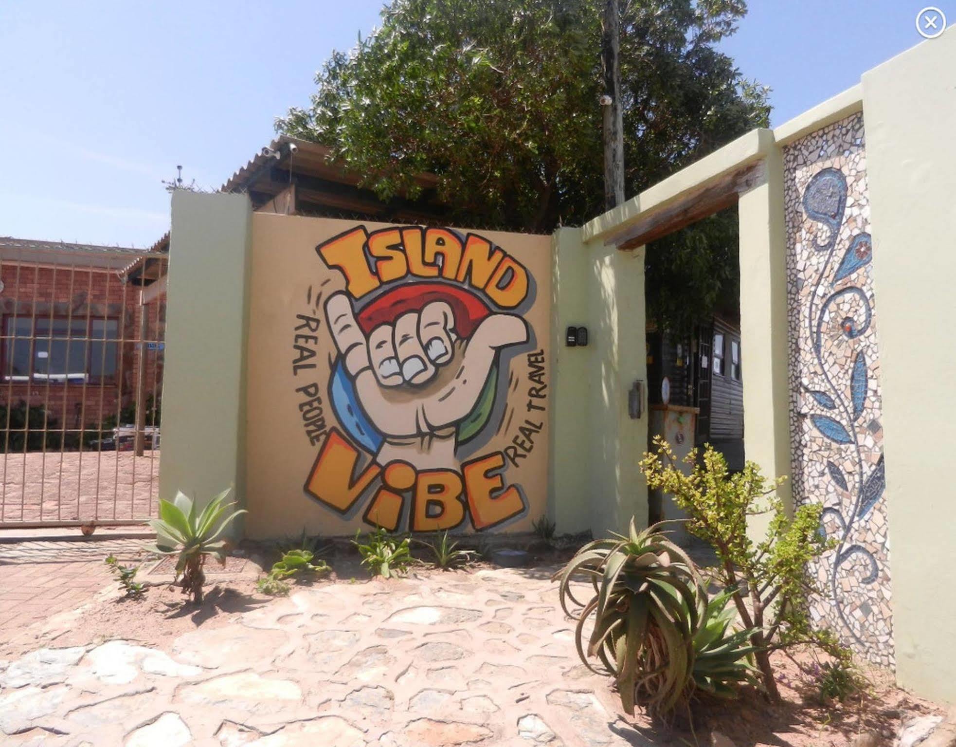 Island Vibe Jeffreys Bay Hostel Exterior photo