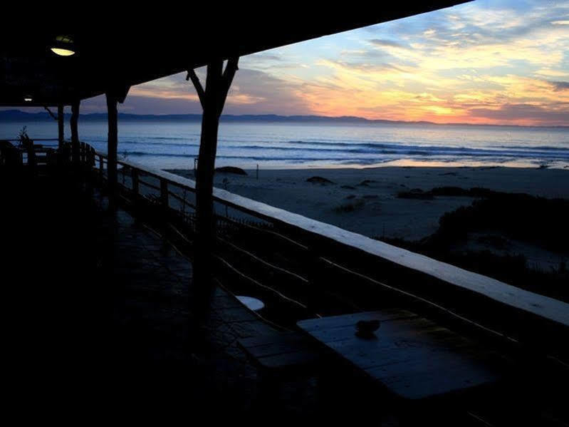 Island Vibe Jeffreys Bay Hostel Exterior photo